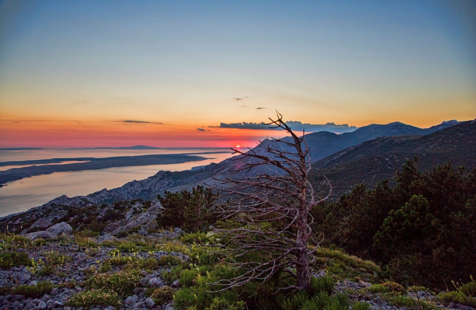 Surovi Velebit